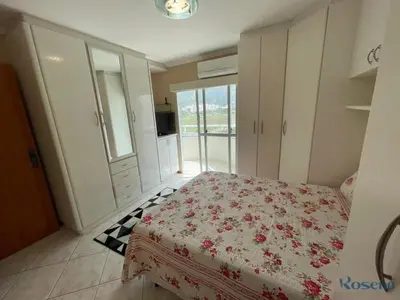 Uma cama ou camas num quarto em Cód 77 - Apto com 3 dorm e vista mar no Corsário