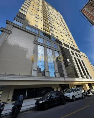 O edifício onde o apartamento está situado