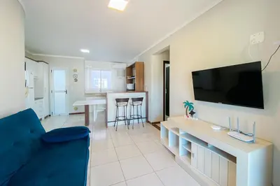 A cozinha ou kitchenette de Na Avenida principal -200m da Praia de Palmas - 0197