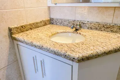 A planta de Ampla casa com 04 quartos para locação - 0315