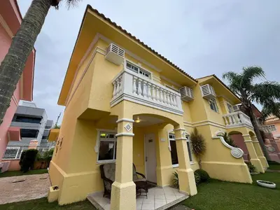 O edifício onde a casa de férias está situado