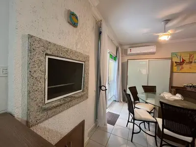 Uma televisão e/ou sistema de entretenimento em Casa alto padrão vila dos Açores 0351