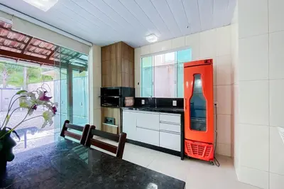 A cozinha ou kitchenette de Casa 400m da Praia de Palmas - 0343