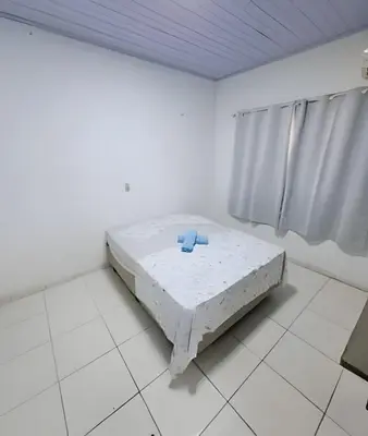 Uma cama ou camas num quarto em Apartamento econômico para até 4 Apto Econômico para 4 pessoas - Completopessoas, totalmente equipado