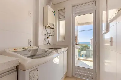 Uma casa de banho em Boulevard: Apto Exclusivo a Passos do Mar