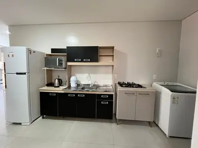 A cozinha ou kitchenette de Residencial Treviso - 0352