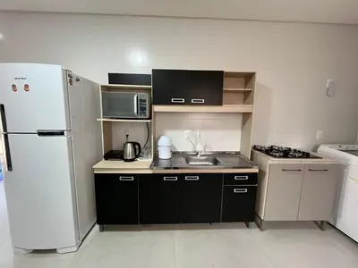 A cozinha ou kitchenette de Residencial Treviso - 0352