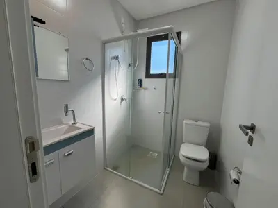 Uma casa de banho em Residencial Treviso - 0352