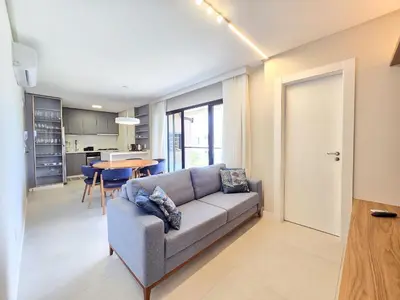 A cozinha ou kitchenette de 104 - Apto com 03 suítes na Praia de Mariscal