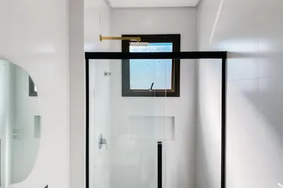 Uma casa de banho em Cobertura Palmas - Gov Celso Ramos -170 m do Mar - 0487