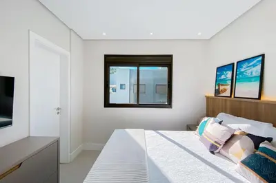 Uma cama ou camas num quarto em Cobertura Palmas - Gov Celso Ramos -170 m do Mar - 0487