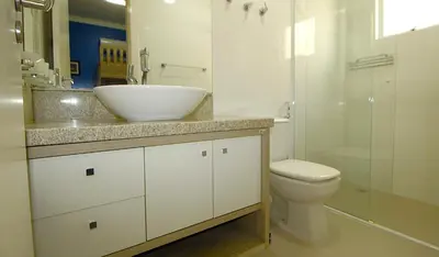 Uma casa de banho em 1063- Excelente apto no centro de Bombinhas