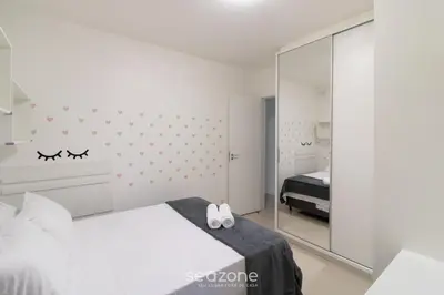 Uma cama ou camas num quarto em Casa c/ 3 Quartos e Churrasqueira PMC0400