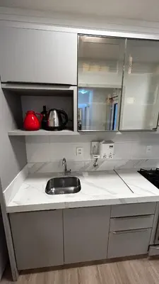 A cozinha ou kitchenette de Apartamento à 100 metros do mar - Meia Praia