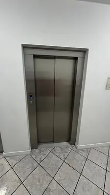A planta de Apartamento à 100 metros do mar - Meia Praia