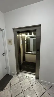 A planta de Apartamento à 100 metros do mar - Meia Praia