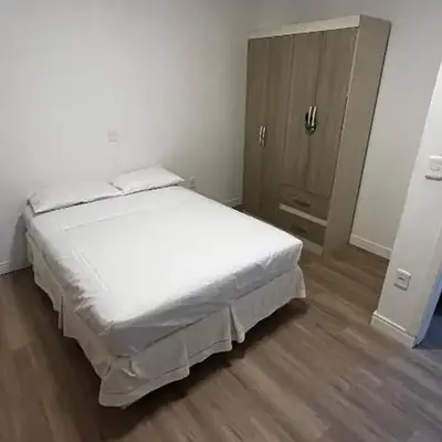 Apartamento à 100 metros do mar - Meia Praia