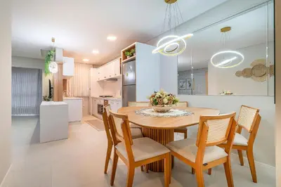 A cozinha ou kitchenette de Aluguel Apto c/ Piscina no Terraço - Bombinhas
