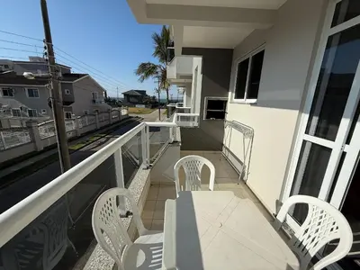 Uma varanda ou terraço em Cód 115 – Apartamento aconchegante a 50m do mar