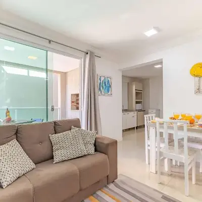 Confortável e Econômico: Apartamento em Bombas