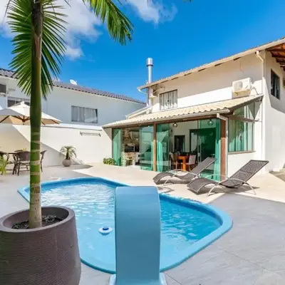 Casa Beija-Flor