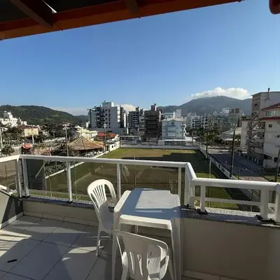 Cód 124- Cobertura com vista á 50m do mar