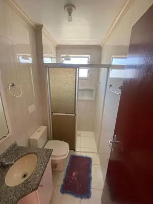 Uma casa de banho em Cód 118- Apartamento á 50m do mar