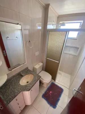 Uma casa de banho em Cód 118- Apartamento á 50m do mar