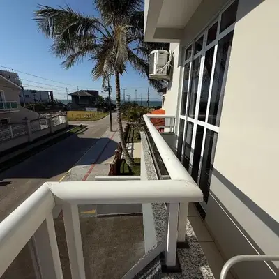 Cód 104- Apartamento aconchegante de 3 dormitórios
