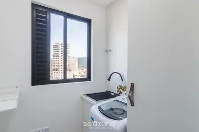 A cozinha ou kitchenette de Apto c/ Churrasqueira a 550m da Praia UPS1002