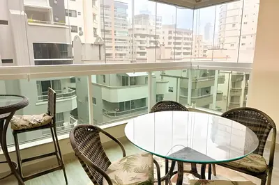 Uma varanda ou terraço em ASA | Apto 3 Suítes | Amplo | 1 por Andar | 2V