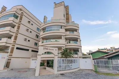 O edifício onde o apartamento está situado