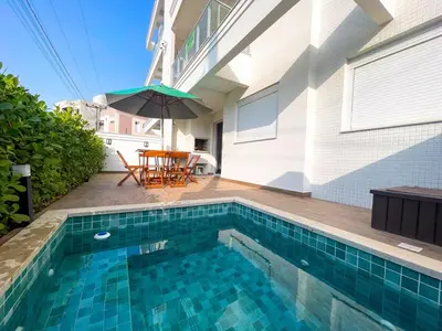 A piscina em ou perto de Ap com piscina privada 400m da praia de Palmas - 0163