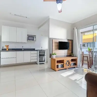 Apartamento Aconchegante na Praia de Bombas