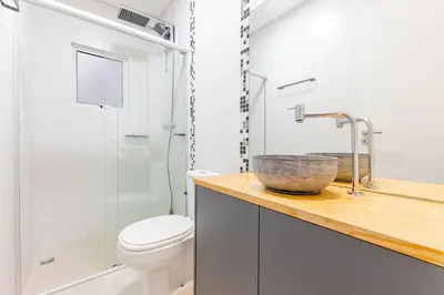 Uma casa de banho em Apartamento a 150 Metros da Praia de Bombinhas