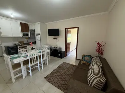 A cozinha ou kitchenette de Cód 179 - Apartamento a 70m do mar com 2 dormitórios em Palmas