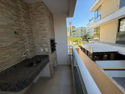 Uma varanda ou terraço em Cód 179 - Apartamento a 70m do mar com 2 dormitórios em Palmas