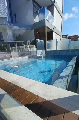 A piscina em ou perto de Apartamento na praia de Palmas em Governador Celso Ramos
