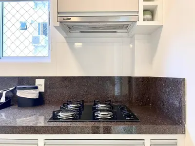 A cozinha ou kitchenette de Meia Praia Rua 292 - 3 Suítes próximo Mar AT001