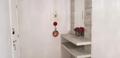 A planta de Ótimo apt 3 suítes, 2 garagens, 75 m da praia, ar