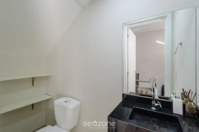 Uma casa de banho em Casa c/ 2 Suítes e Churrasqueira LRM0226