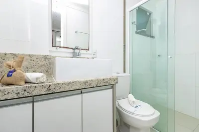 A planta de Solar das Ilhas 203 – Lindo Apartamento com Ótimo Custo-Benefício, a Poucos Metros da Praia de 4 Ilhas.