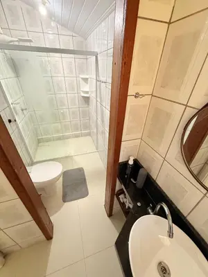 Uma casa de banho em Casa Bacupari - 3 Quartos