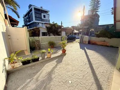 O edifício onde a casa de férias está situado