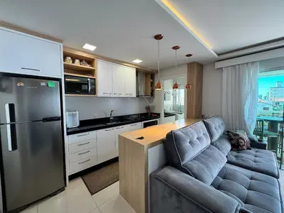 A cozinha ou kitchenette de Residencial Luize 201 – Um apartamento encantador, a apenas 3 minutos a pé do mar na Praia de Palmas