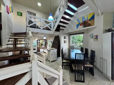 A planta de CASA PINHEIROS - Casa na Praia de Palmas com 4 Dormitórios e Piscina
