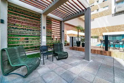 A planta de Terrazo 407A - Apto 2 quartos em condomínio de luxo à 300 metros da Praia de Bombas