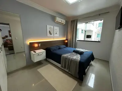 Uma cama ou camas num quarto em Apto em condomínio com lazer completo!