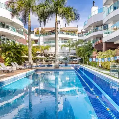 Cobertura com jacuzzi 2 minutos da praia