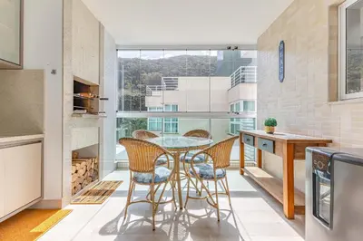 A planta de Excelente apartamento em condomínio pé na Areia.
